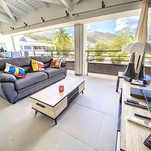 https://from-paris-to-sxm-luxury-next-to-anse-marcel-beach.comcaribbean.com